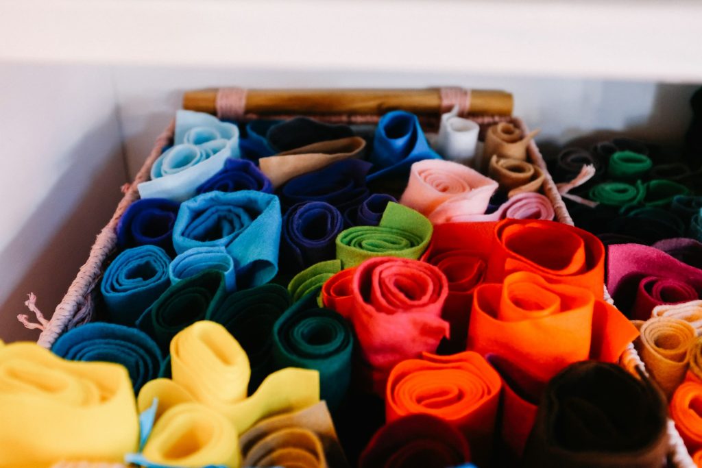 how to style oversized shirt